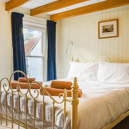 Holiday home Seacrest Staithes